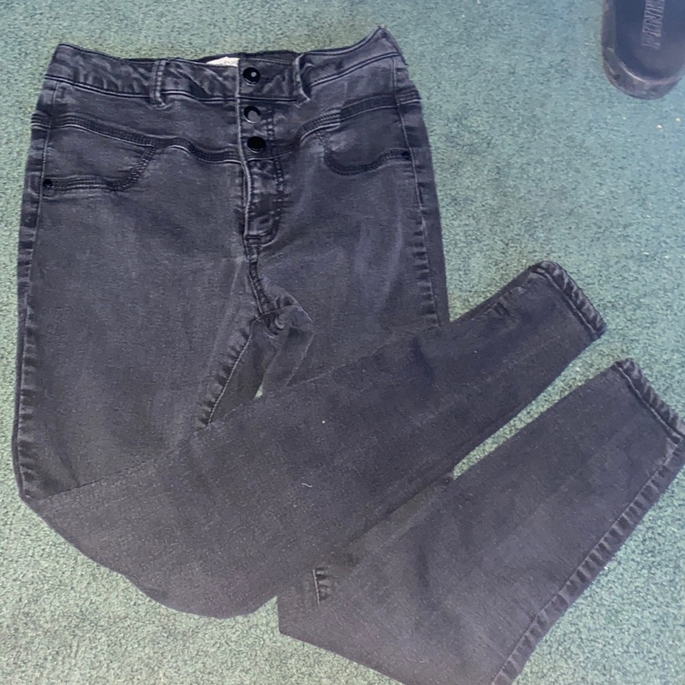 black skinny jeans